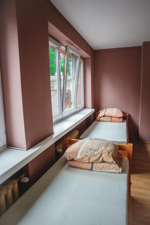 Hostel Lwowska26 Krakow Bilik gambar
