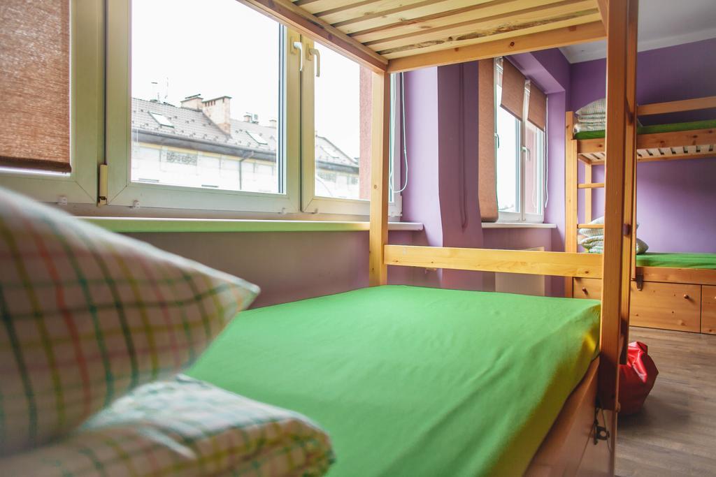 Hostel Lwowska26 Krakow Bilik gambar